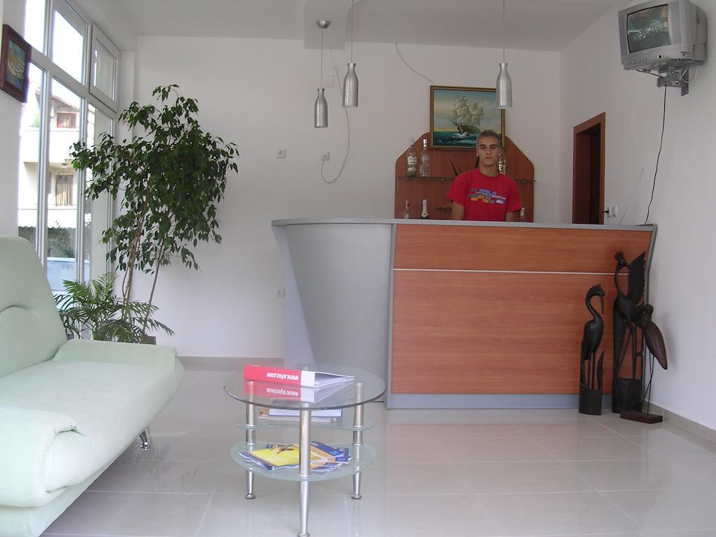 Pension Ruskovi Guesthouse Ravda ภายนอก รูปภาพ
