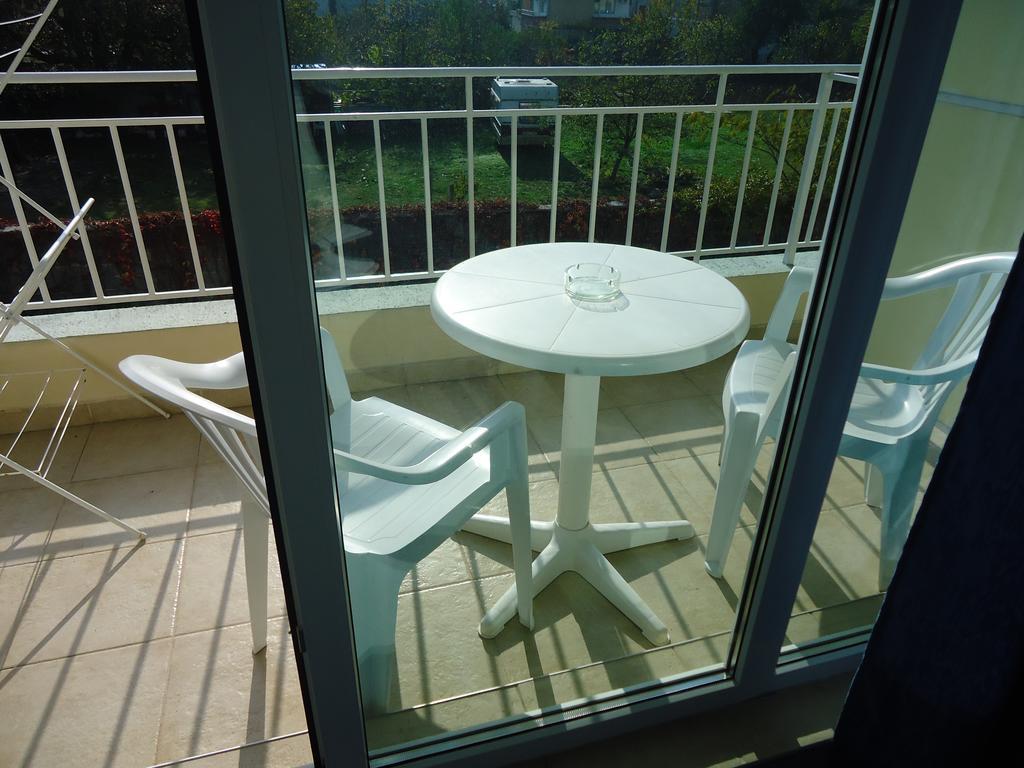 Pension Ruskovi Guesthouse Ravda ภายนอก รูปภาพ